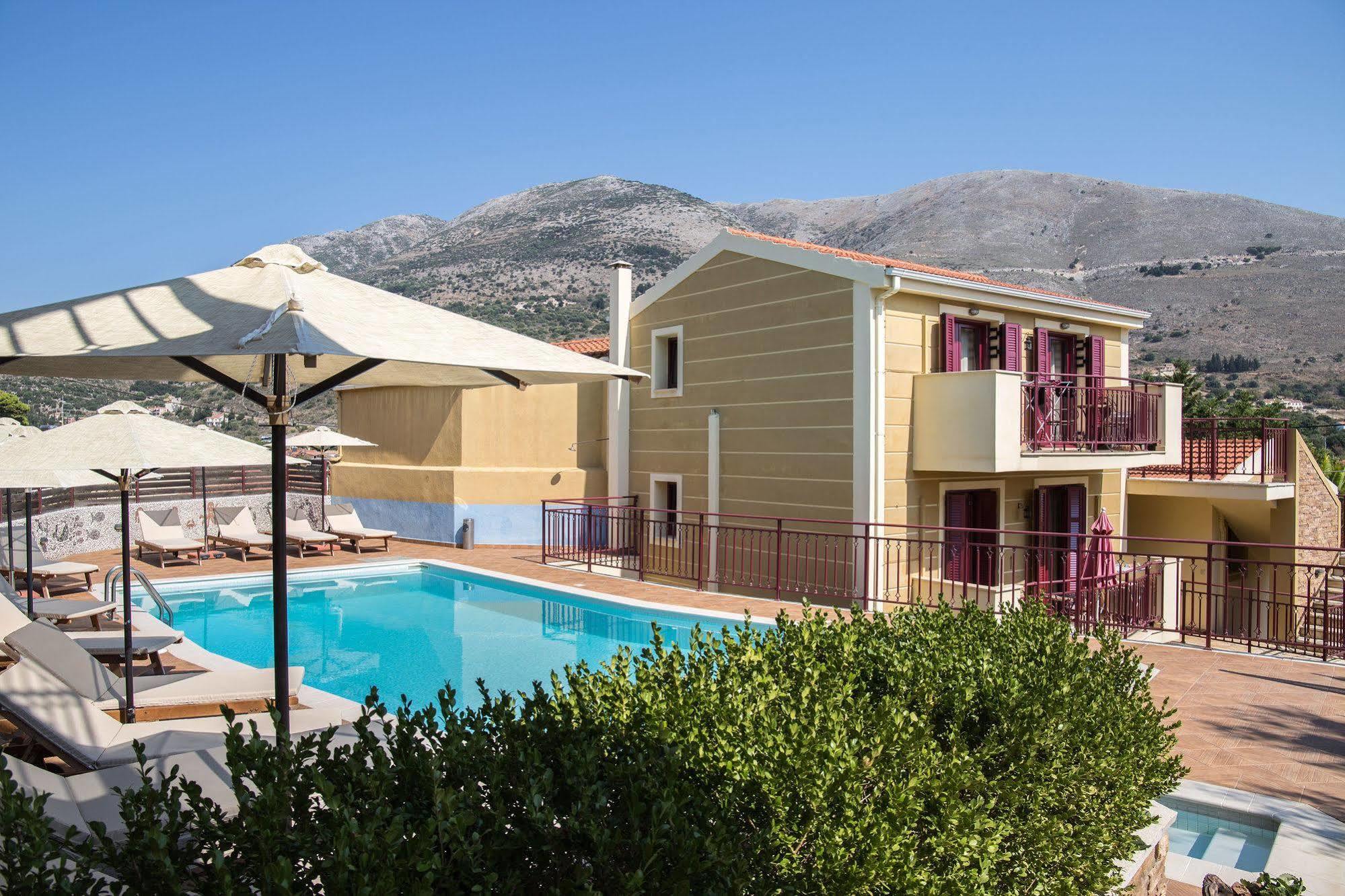 Greka Ionian Suites Agia Efimia Extérieur photo